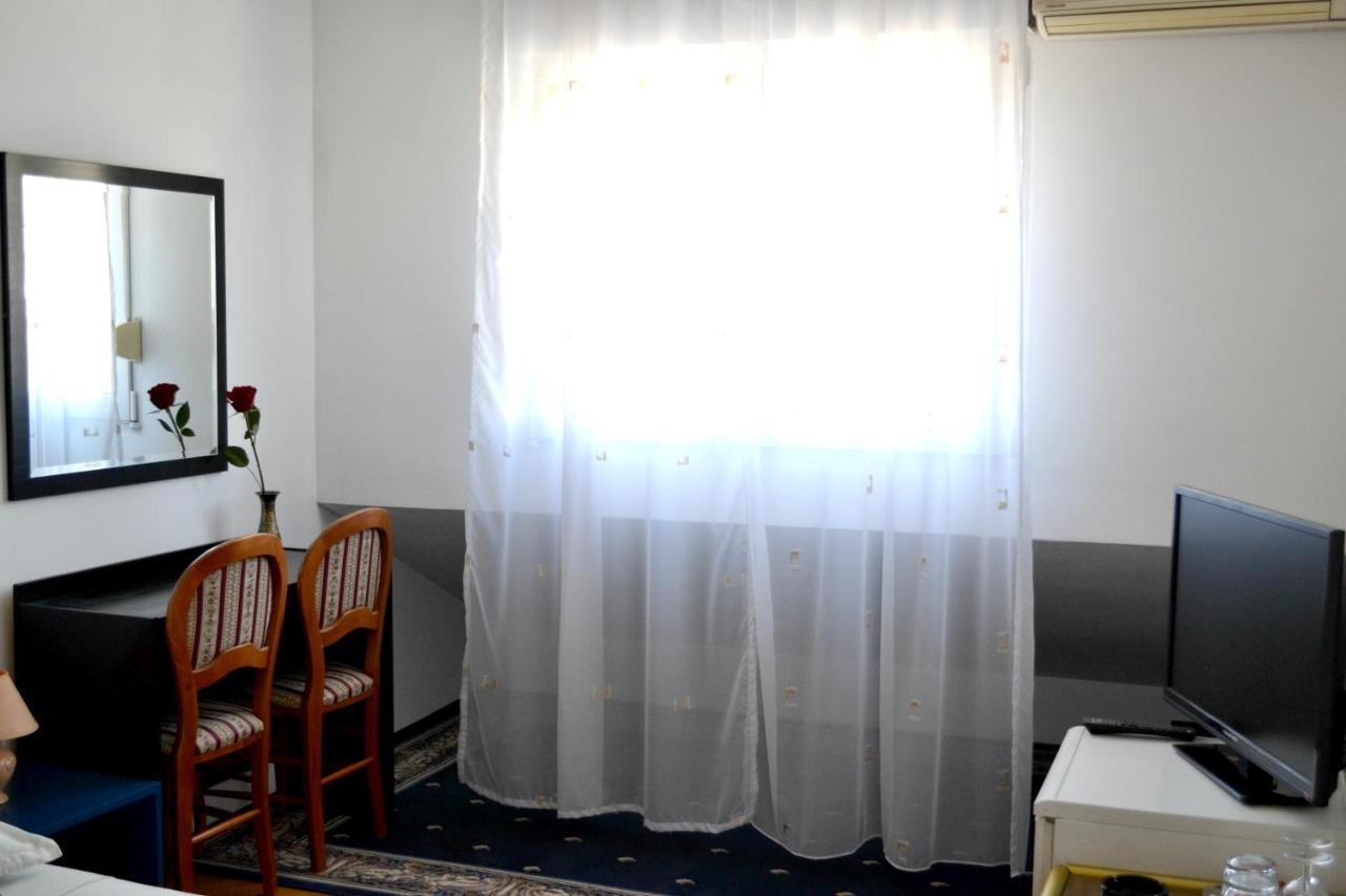 Rooms Lux Split Luaran gambar